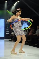 Kids walk the ramp for 612 Ivy League show at Kids Fashion Week day 2 on 18th Jan 2012 (83).JPG